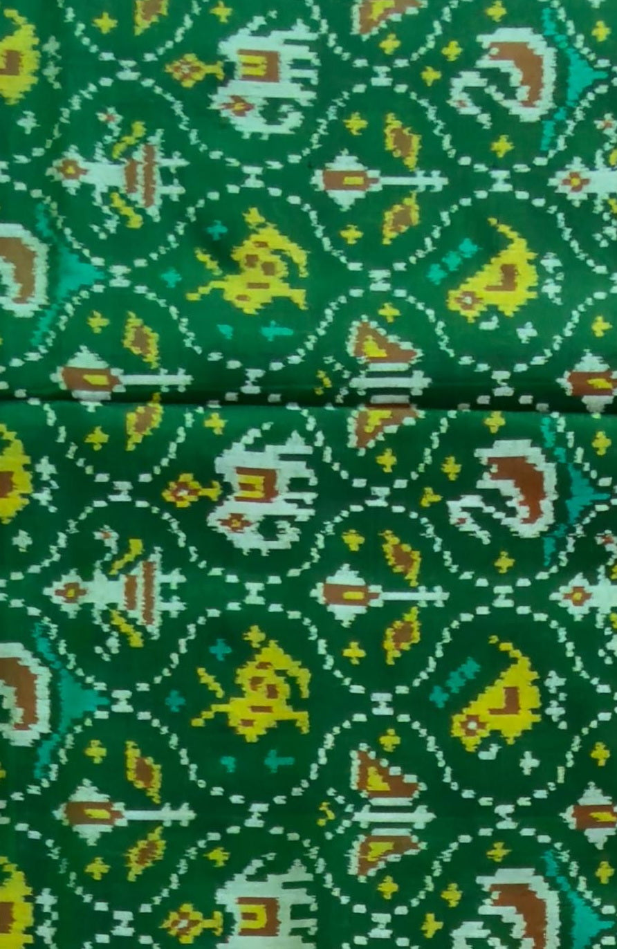 Multi‑Figure Narikunj Harmony Patola