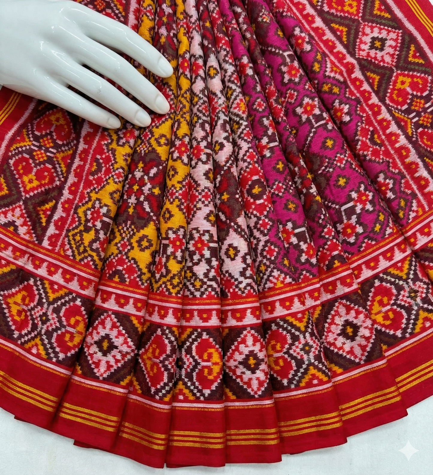 Nav Ratna Single Ikkat Patola Dupatta
