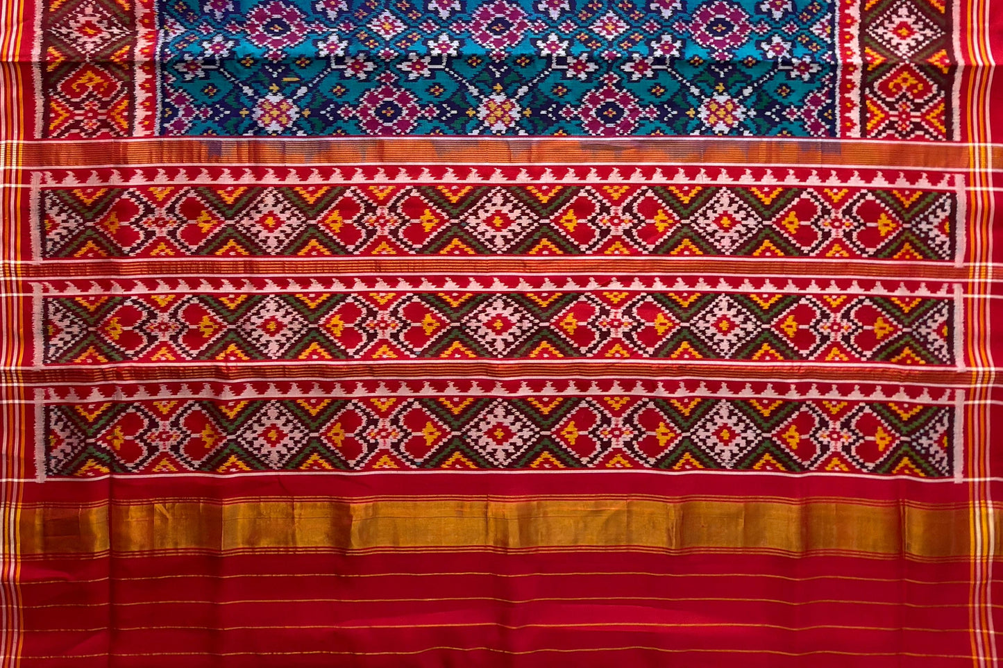 Blue‑Red Contrast Ratan Chokdi Patola Saree