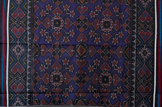 Patola Shawl with Heart Motif Design
