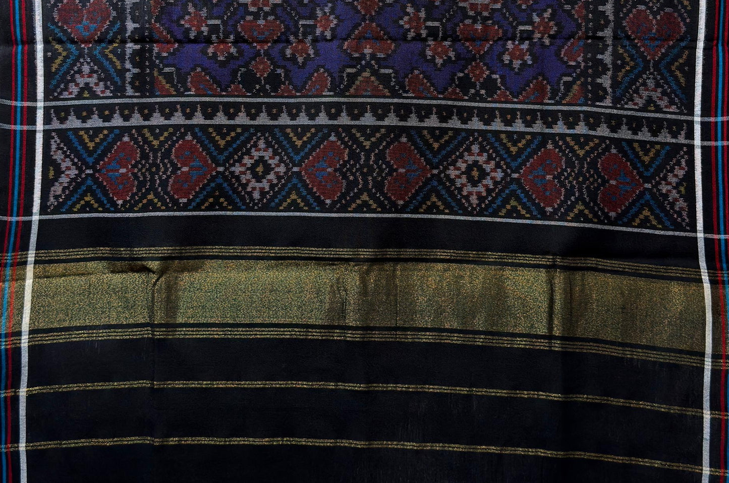 Patola Shawl with Heart Motif Design