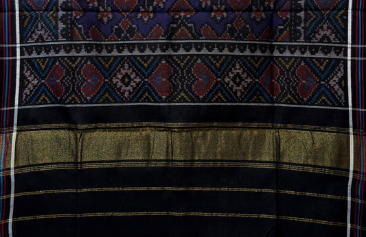 Timeless Patola Shawl with Diamond & Heart Motif Design