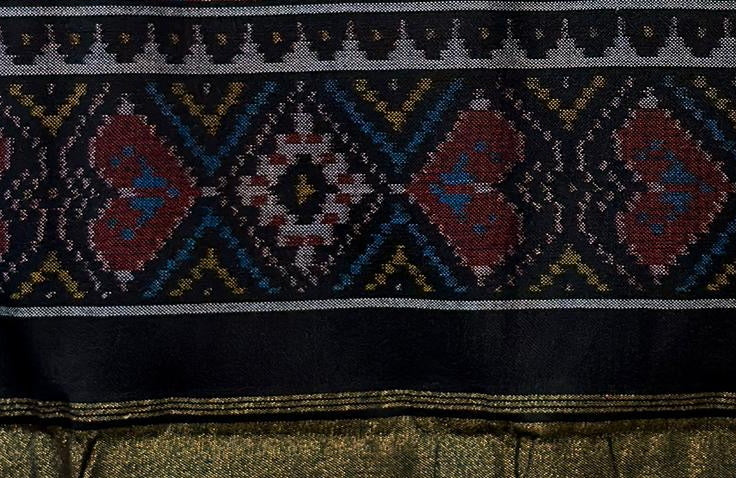 Timeless Patola Shawl with Diamond & Heart Motif Design